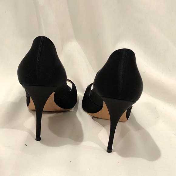 Alexandra Neel cute black heel - Picture 3 of 5